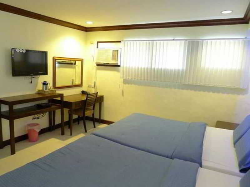 Bluefins Resort Lapu-Lapu City Kültér fotó