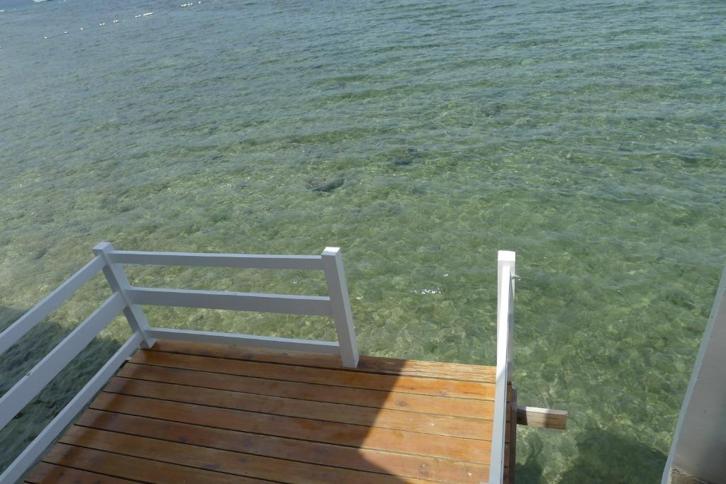 Bluefins Resort Lapu-Lapu City Kültér fotó