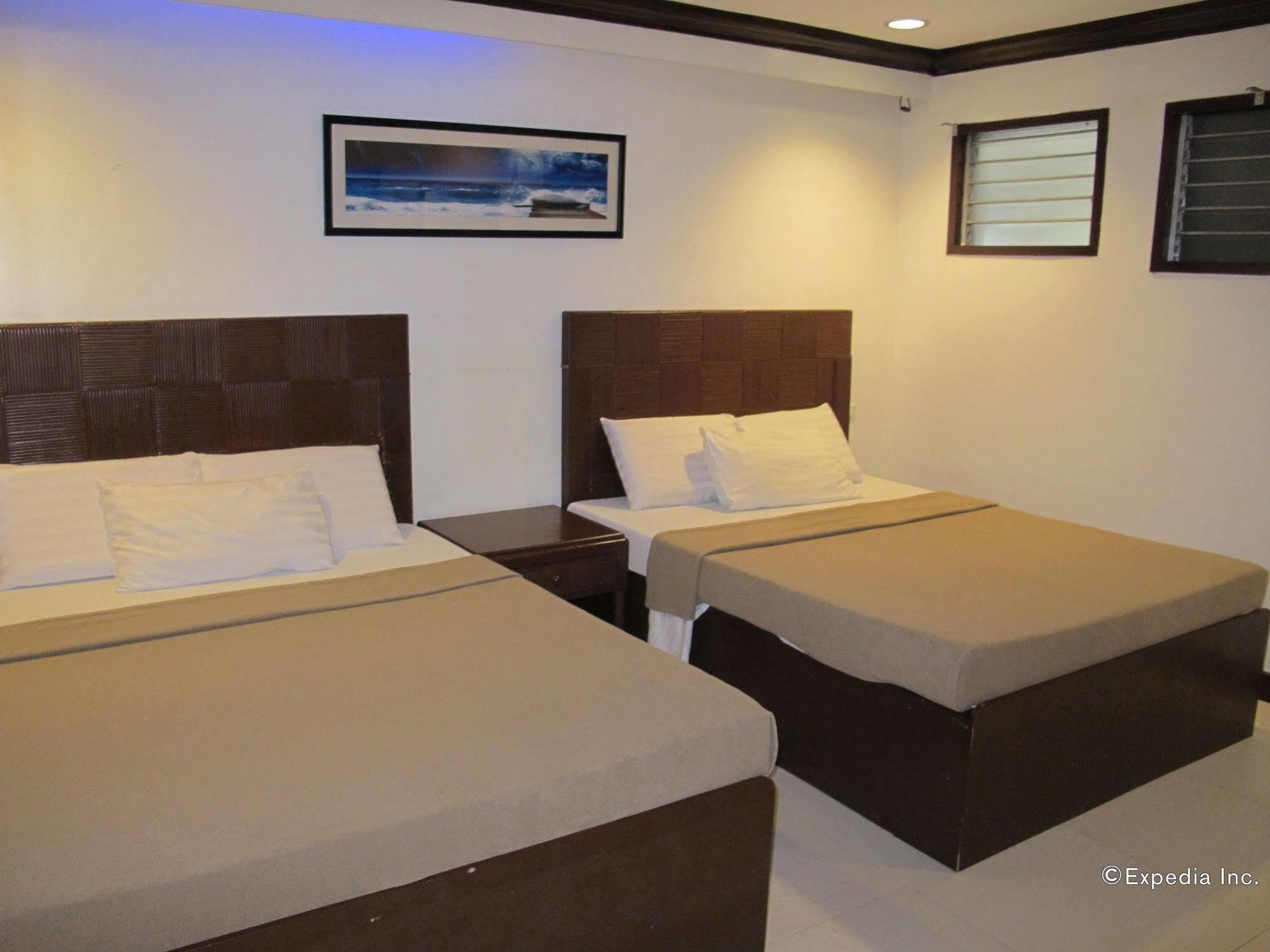 Bluefins Resort Lapu-Lapu City Kültér fotó